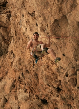  Fun on rock 